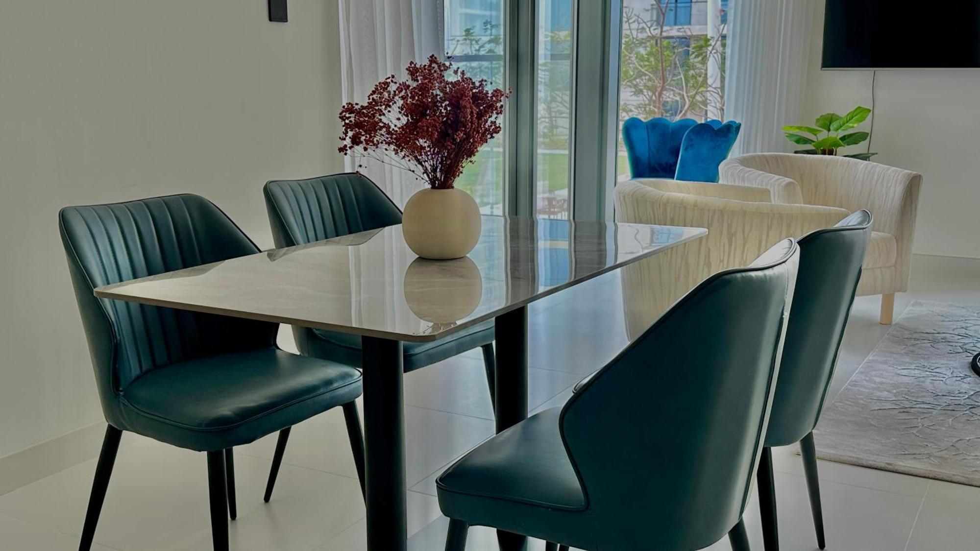 Apartment Luxury Beachfront In Marina Vista Tower 2 By Bhavan